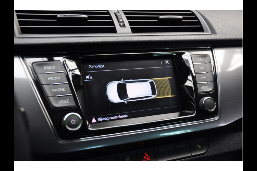Škoda Fabia Combi 1.0 TSI Navi Climate PDC Stoel verwarming ACC LM velgen Parkpilot Carplay BTW auto