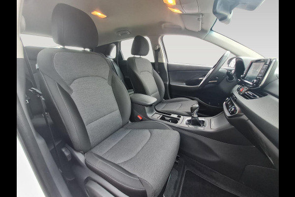 Hyundai i30 1.0 T-GDi MHEV Comfort | 120PK | Apple Carplay/Android Auto | cruise control | climate control | stoel- stuurverwarming