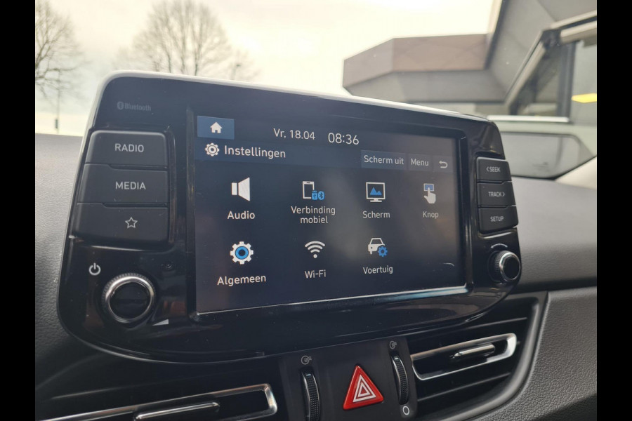 Hyundai i30 1.0 T-GDi MHEV Comfort | 120PK | Apple Carplay/Android Auto | cruise control | climate control | stoel- stuurverwarming