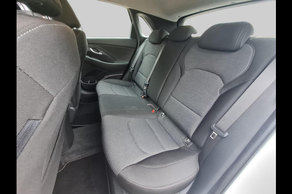 Hyundai i30 1.0 T-GDi MHEV Comfort | 120PK | Apple Carplay/Android Auto | cruise control | climate control | stoel- stuurverwarming