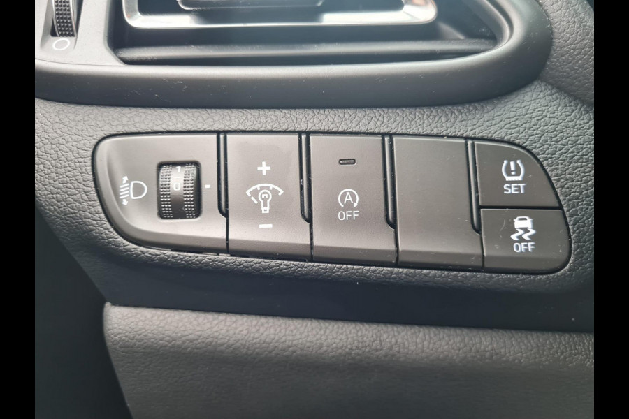 Hyundai i30 1.0 T-GDi MHEV Comfort | 120PK | Apple Carplay/Android Auto | cruise control | climate control | stoel- stuurverwarming