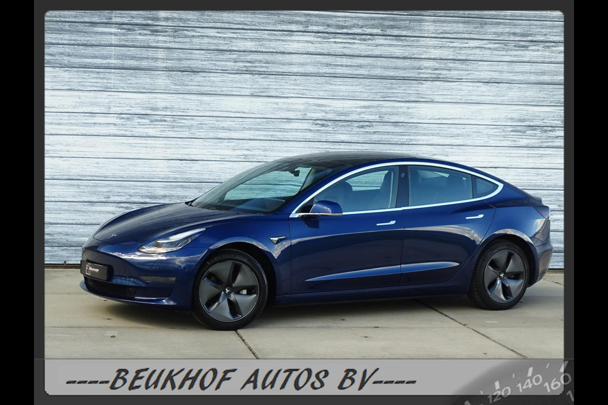 Tesla Model 3 Long Range AWD 75 kWh Panorama 30 Stuks Tesla! Tesla Model 3 Long Range AWD 75 kWh Panorama 30 Stuks Tesla!