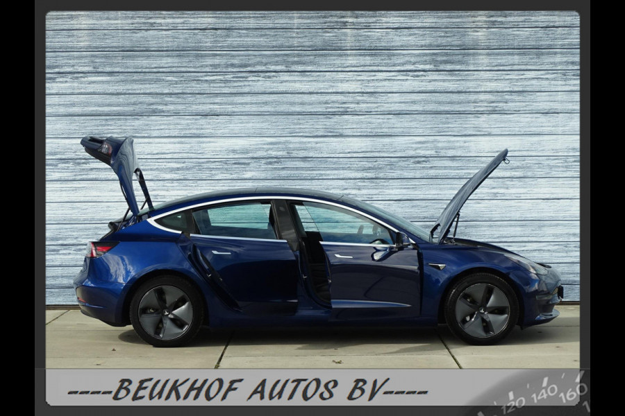 Tesla Model 3 Long Range AWD 75 kWh Panorama 30 Stuks Tesla!