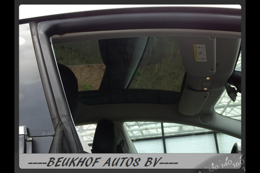 Tesla Model 3 Long Range AWD 75 kWh Panorama 30 Stuks Tesla!