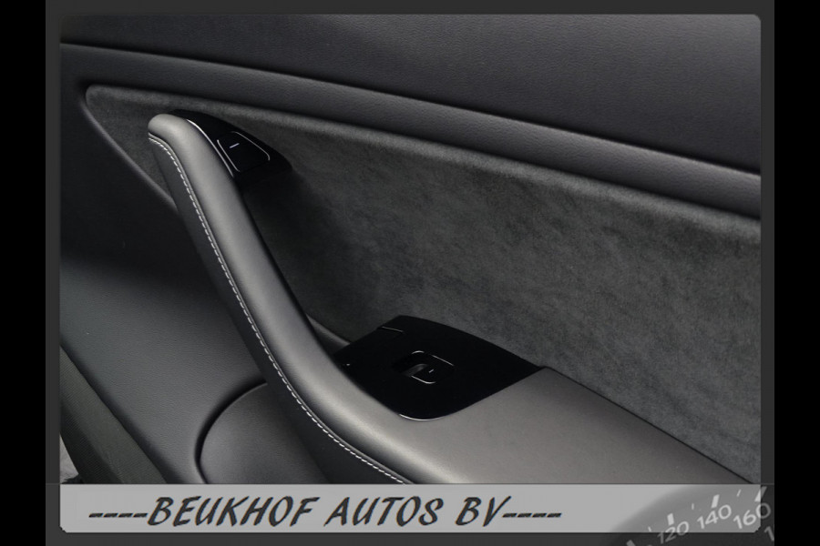 Tesla Model 3 Long Range AWD 75 kWh Panorama 30 Stuks Tesla!