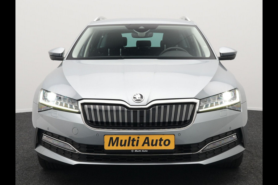 Škoda Superb Combi 1.4 TSI iV Business Edition Plus PHEV | Lederen Sportstoelen Memory | Trekhaak af Fabriek | Adaptive Cruise | Crystal LED | Apple Carplay | Navigatie | Camera | DAB |