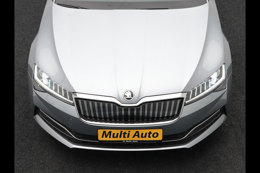 Škoda Superb Combi 1.4 TSI iV Business Edition Plus PHEV | Lederen Sportstoelen Memory | Trekhaak af Fabriek | Adaptive Cruise | Crystal LED | Apple Carplay | Navigatie | Camera | DAB |