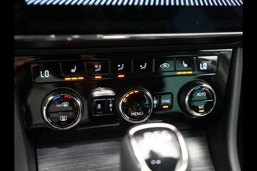 Škoda Superb Combi 1.4 TSI iV Business Edition Plus PHEV | Lederen Sportstoelen Memory | Trekhaak af Fabriek | Adaptive Cruise | Crystal LED | Apple Carplay | Navigatie | Camera | DAB |