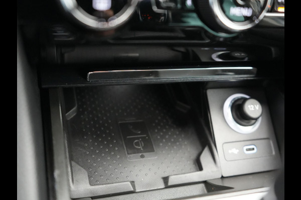 Škoda Superb Combi 1.4 TSI iV Business Edition Plus PHEV | Lederen Sportstoelen Memory | Trekhaak af Fabriek | Adaptive Cruise | Crystal LED | Apple Carplay | Navigatie | Camera | DAB |