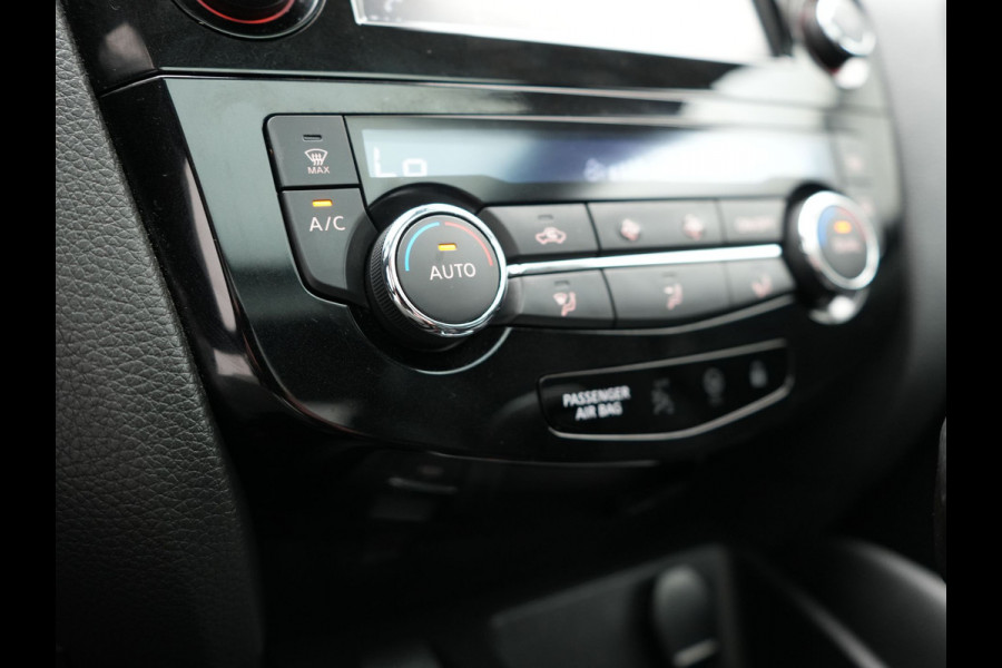 Nissan QASHQAI 1.3 DIG-T Tekna Automaat | Panodak | Adaptive Cruise | Carplay | Navigatie |  360 Camera | Electrische Stoelen | L.M. 19" | Stoelverwarming | DAB |