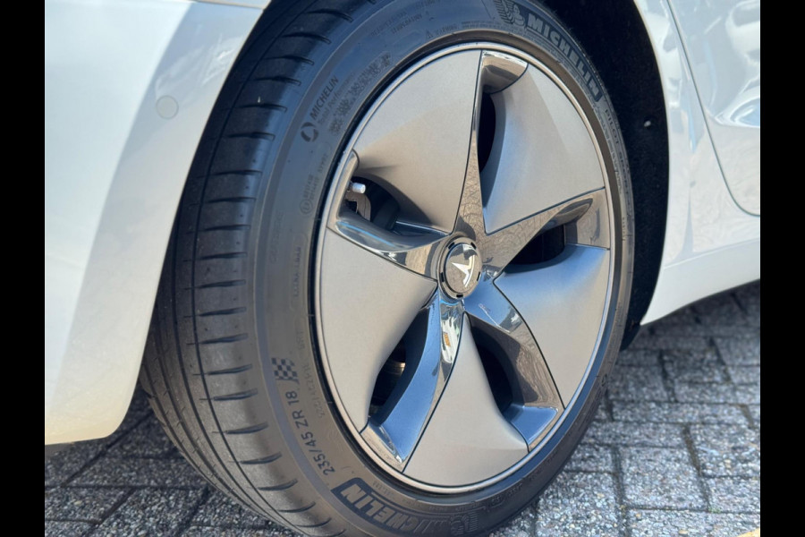 Tesla Model 3 Standard RWD Plus 60 kWh 2019 NAVI NAP 1e Eig!