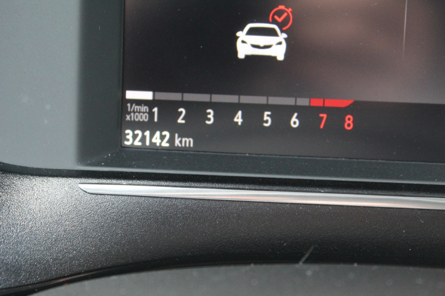 Opel Corsa 1.2-100pk Elegance 5drs. Super mooie Opel Corsa ! Cruise Control, Climate Control, Multimedia, LED verlichting, Licht metalen velgen, Lane assist etc.