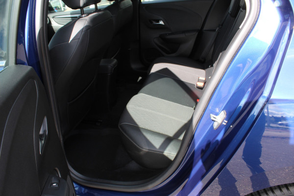 Opel Corsa 1.2-100pk Elegance 5drs. Super mooie Opel Corsa ! Cruise Control, Climate Control, Multimedia, LED verlichting, Licht metalen velgen, Lane assist etc.