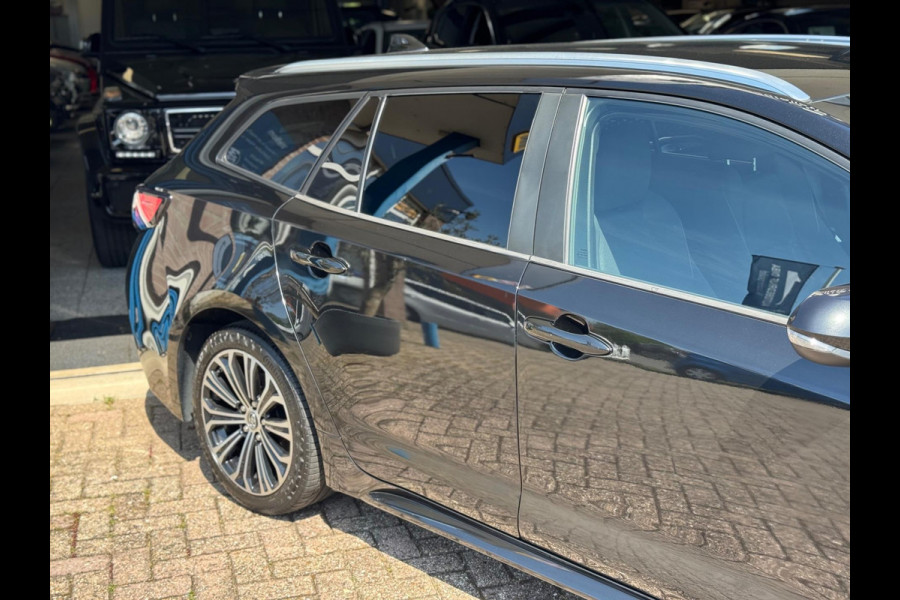 Toyota Corolla Touring Sports 1.8 Hybrid Business Plus BTW!