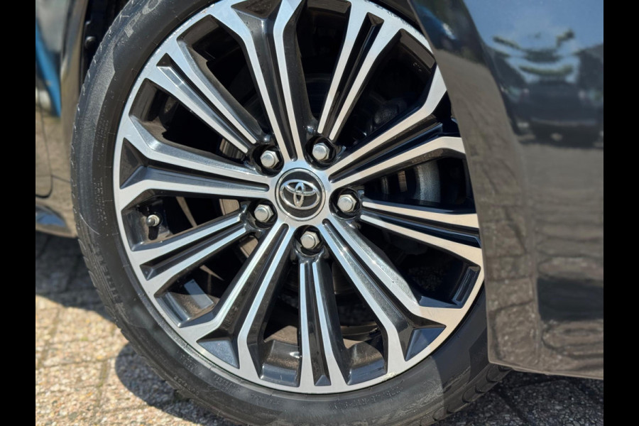 Toyota Corolla Touring Sports 1.8 Hybrid Business Plus BTW!