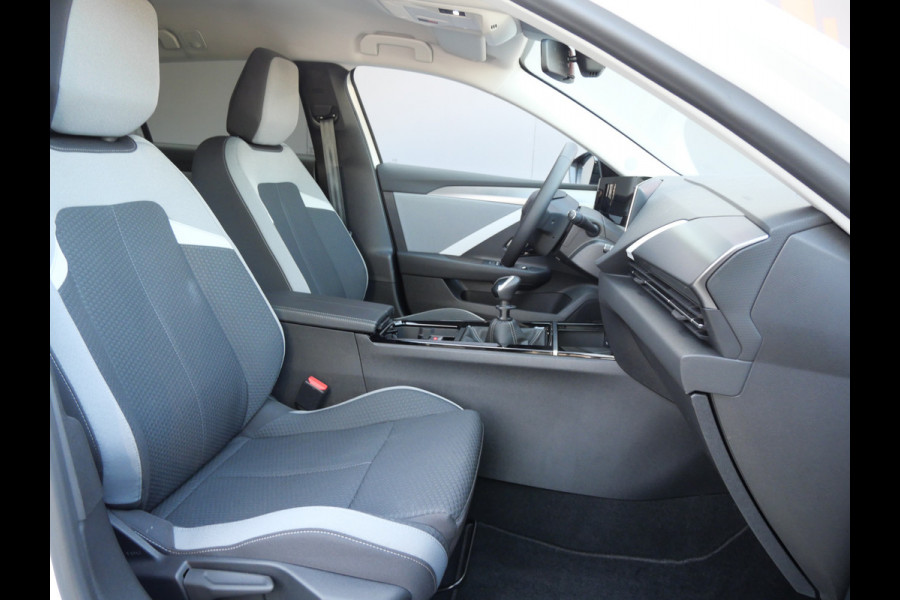 Opel Astra Sports Tourer 1.2 TURBO EDITION | A.C.C. | CAMERA | ALL-SEASON | FABRIEKSGARANTIE!!