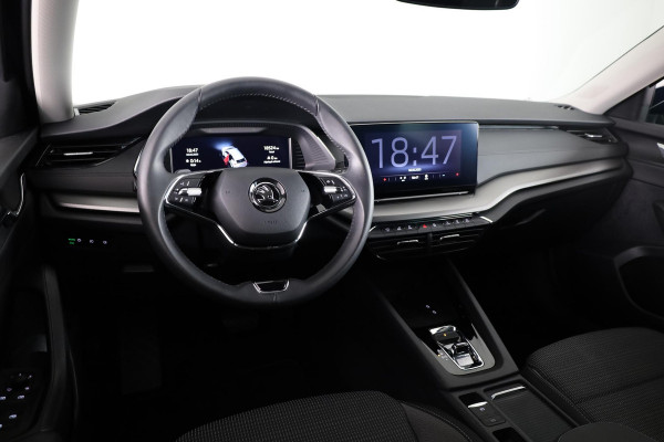Škoda Octavia Combi 1.0 e-TSI Business Edition 110 pk Automaat (DSG) | Verlengde garantie | Navigatie | Parkeersensoren | LED koplampen | Apple Carplay/Android Auto |