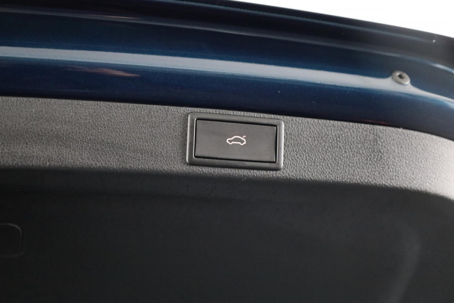 Škoda Octavia Combi 1.0 e-TSI Business Edition 110 pk Automaat (DSG) | Verlengde garantie | Navigatie | Parkeersensoren | LED koplampen | Apple Carplay/Android Auto |