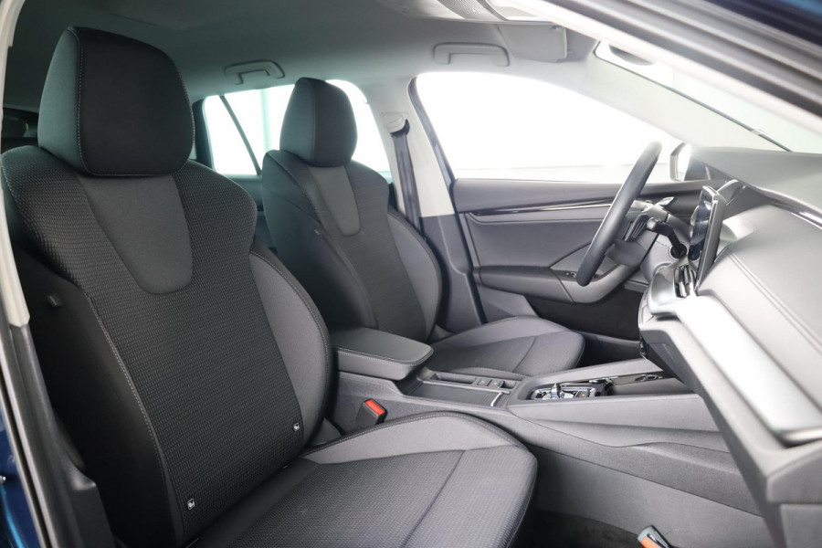 Škoda Octavia Combi 1.0 e-TSI Business Edition 110 pk Automaat (DSG) | Verlengde garantie | Navigatie | Parkeersensoren | LED koplampen | Apple Carplay/Android Auto |