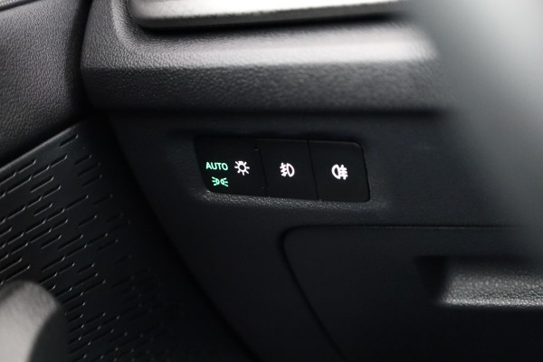 Škoda Octavia Combi 1.0 e-TSI Business Edition 110 pk Automaat (DSG) | Verlengde garantie | Navigatie | Parkeersensoren | LED koplampen | Apple Carplay/Android Auto |