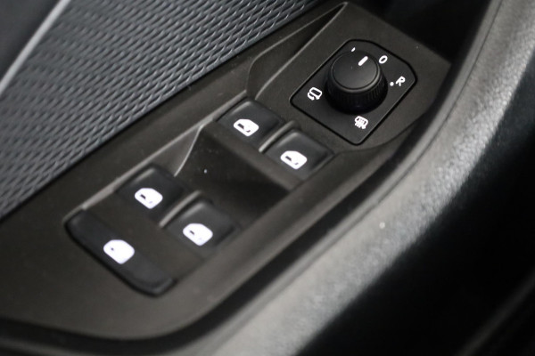 Škoda Octavia Combi 1.0 e-TSI Business Edition 110 pk Automaat (DSG) | Verlengde garantie | Navigatie | Parkeersensoren | LED koplampen | Apple Carplay/Android Auto |