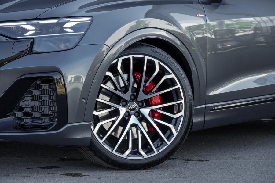 Audi Q8 60 TFSI e quattro Pro Line S Competition *Bang & Olufsen / Panorama / HUD / Vierwielbesturing / Memory / Surround-view*