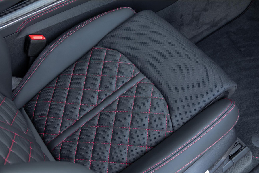 Audi Q8 60 TFSI e quattro Pro Line S Competition *Bang & Olufsen / Panorama / HUD / Vierwielbesturing / Memory / Surround-view*