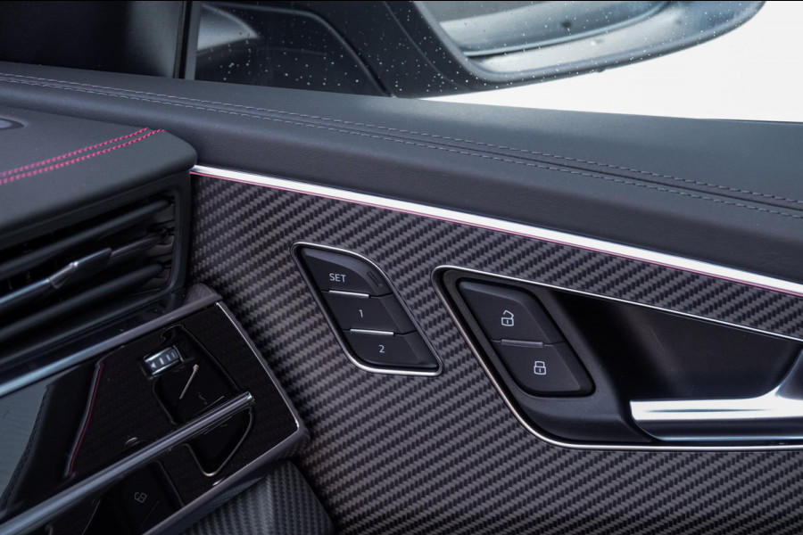 Audi Q8 60 TFSI e quattro Pro Line S Competition *Bang & Olufsen / Panorama / HUD / Vierwielbesturing / Memory / Surround-view*