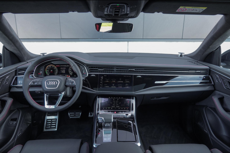 Audi Q8 60 TFSI e quattro Pro Line S Competition *Bang & Olufsen / Panorama / HUD / Vierwielbesturing / Memory / Surround-view*