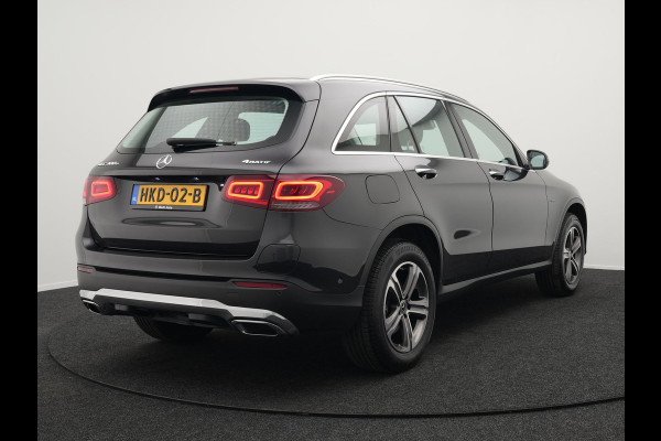 Mercedes-Benz GLC 300e 4MATIC Premium Plug In Hybrid 320pk PHEV | Trekhaak af fabriek | Apple Carplay | Keyless | DAB | Lederen Sportstoelen | Navi Full Map | BLIS |