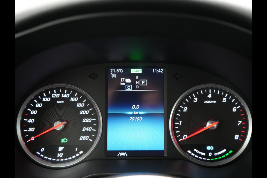 Mercedes-Benz GLC 300e 4MATIC Premium Plug In Hybrid 320pk PHEV | Trekhaak af fabriek | Apple Carplay | Keyless | DAB | Lederen Sportstoelen | Navi Full Map | BLIS |
