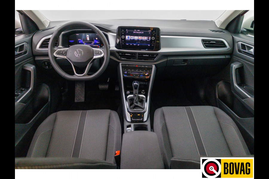 Volkswagen T-Roc 1.5 TSI Business Edition 150 PK | Stoel- Stuurverw. | IQdrive | Aut. inparkeren | Camera Dodehoek detectie, PDC V+A, Virtual cockpit, 4x op voorraad!