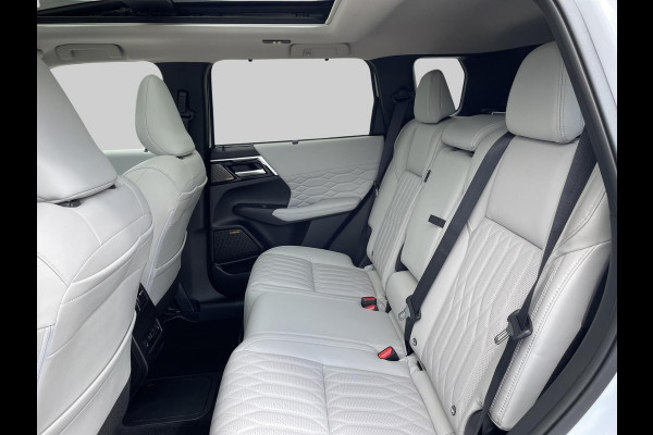 Mitsubishi Outlander 2.4 PHEV Instyle