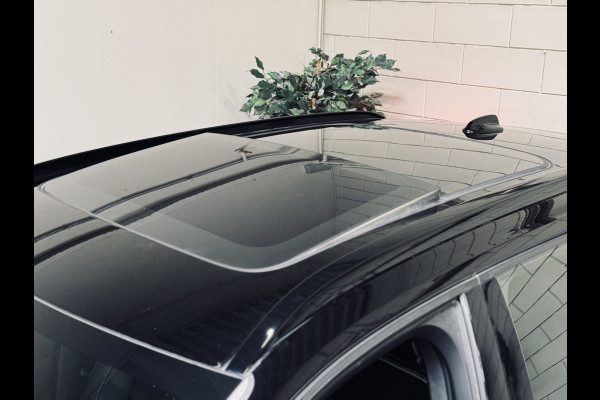 Volvo XC40 T5 Recharge R-Design | 20" | Panorama | Camera