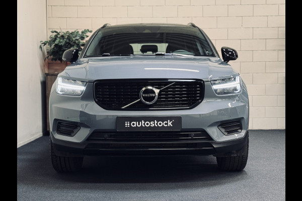 Volvo XC40 T5 Recharge R-Design | 20" | Panorama | Camera