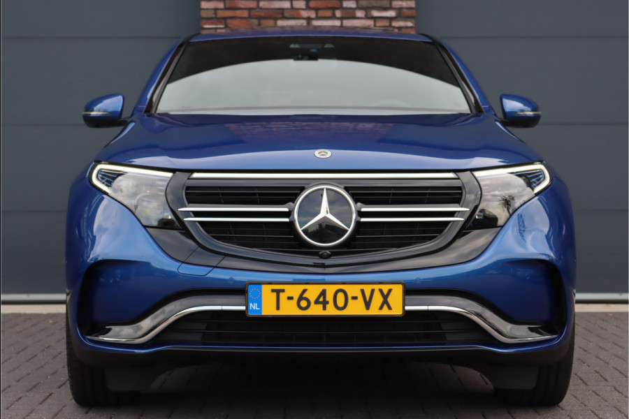Mercedes-Benz EQC 400 4MATIC AMG Line 80 kWh | ex BTW € 40.500,- netto | Schuifdak | Head-up Display | Surround Camera | Trekhaak | Dodehoekassistent | Advanced Sound System | Stoelverwarming | Sfeerverlichting |