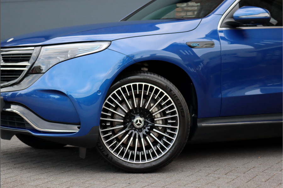 Mercedes-Benz EQC 400 4MATIC AMG Line 80 kWh | ex BTW € 40.500,- netto | Schuifdak | Head-up Display | Surround Camera | Trekhaak | Dodehoekassistent | Advanced Sound System | Stoelverwarming | Sfeerverlichting |