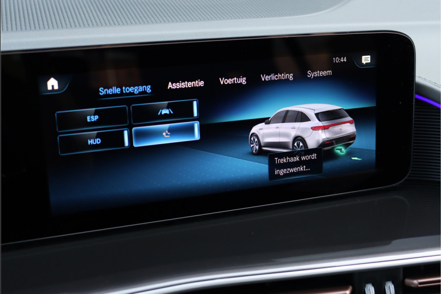 Mercedes-Benz EQC 400 4MATIC AMG Line 80 kWh | ex BTW € 40.500,- netto | Schuifdak | Head-up Display | Surround Camera | Trekhaak | Dodehoekassistent | Advanced Sound System | Stoelverwarming | Sfeerverlichting |