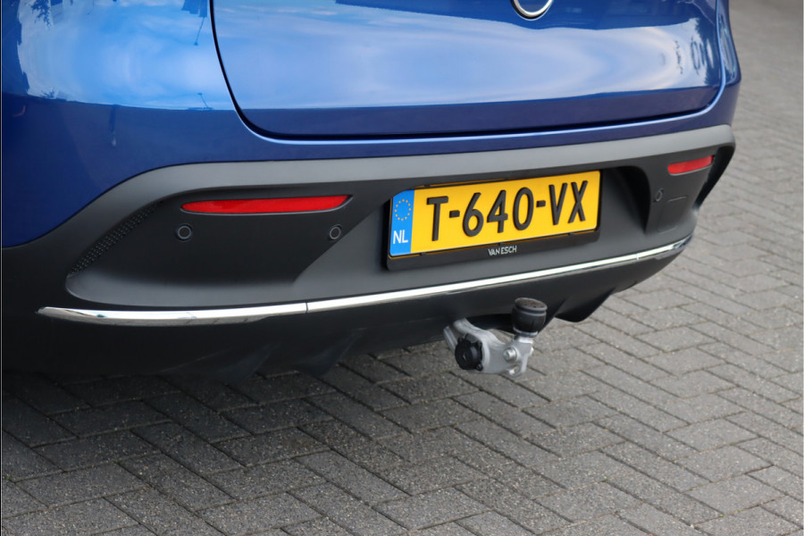 Mercedes-Benz EQC 400 4MATIC AMG Line 80 kWh | ex BTW € 40.500,- netto | Schuifdak | Head-up Display | Surround Camera | Trekhaak | Dodehoekassistent | Advanced Sound System | Stoelverwarming | Sfeerverlichting |