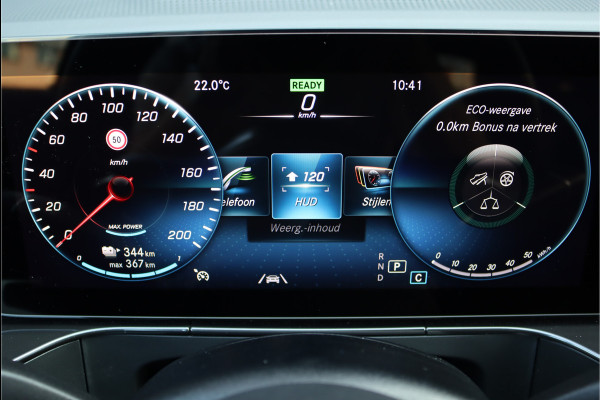 Mercedes-Benz EQC 400 4MATIC AMG Line 80 kWh | ex BTW € 40.500,- netto | Schuifdak | Head-up Display | Surround Camera | Trekhaak | Dodehoekassistent | Advanced Sound System | Stoelverwarming | Sfeerverlichting |