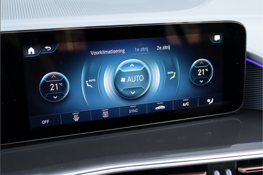 Mercedes-Benz EQC 400 4MATIC AMG Line 80 kWh | ex BTW € 40.500,- netto | Schuifdak | Head-up Display | Surround Camera | Trekhaak | Dodehoekassistent | Advanced Sound System | Stoelverwarming | Sfeerverlichting |