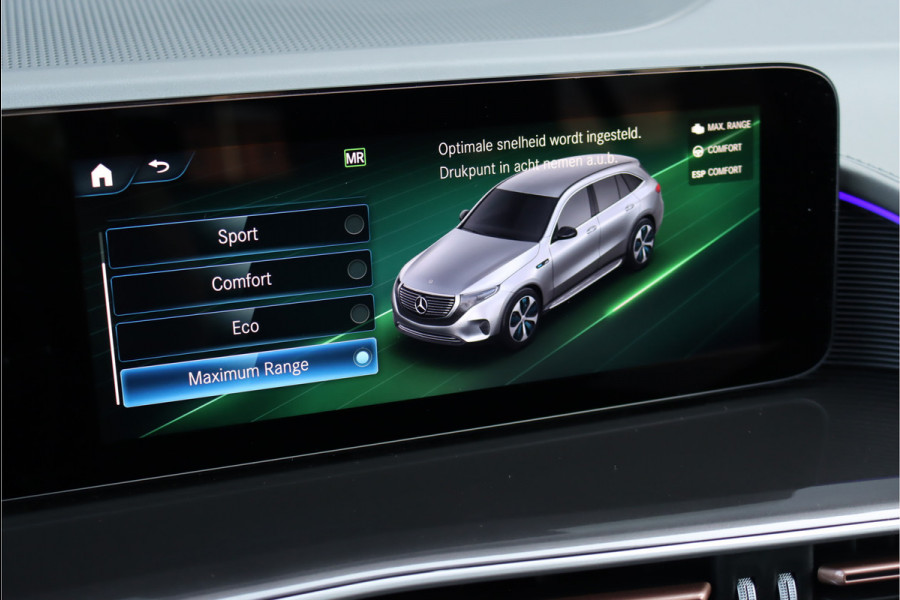 Mercedes-Benz EQC 400 4MATIC AMG Line 80 kWh | ex BTW € 40.500,- netto | Schuifdak | Head-up Display | Surround Camera | Trekhaak | Dodehoekassistent | Advanced Sound System | Stoelverwarming | Sfeerverlichting |