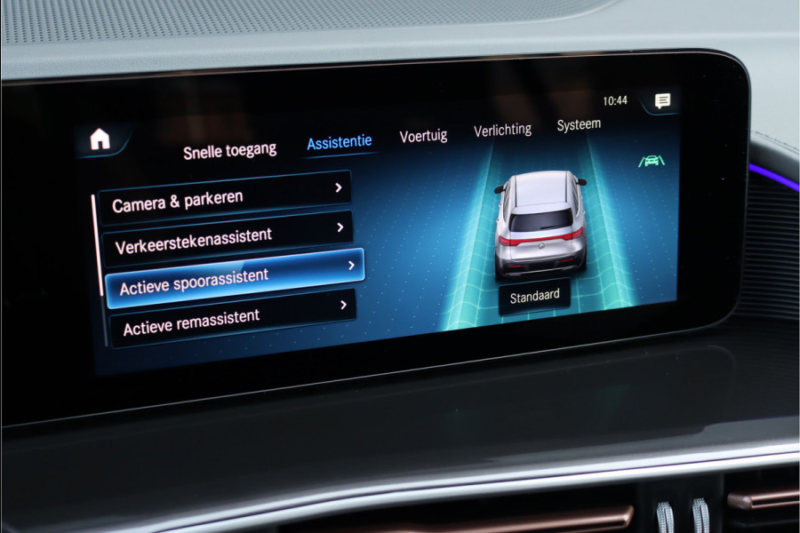 Mercedes-Benz EQC 400 4MATIC AMG Line 80 kWh | ex BTW € 40.500,- netto | Schuifdak | Head-up Display | Surround Camera | Trekhaak | Dodehoekassistent | Advanced Sound System | Stoelverwarming | Sfeerverlichting |