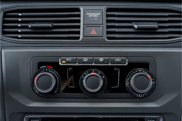 Volkswagen Caddy 2.0 TDI Exclusive Ed ACC PDC CarPlay 17"