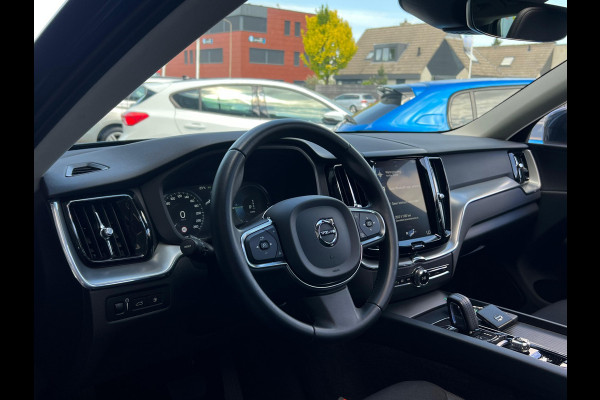 Volvo XC60 2.0 T8 Twin Engine AWD Momentum Pro NL AUTO | PANO | CARPLAY | PHEV