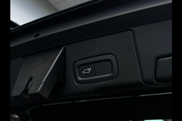 Volvo XC60 2.0 T8 Twin Engine AWD Momentum Pro NL AUTO | PANO | CARPLAY | PHEV