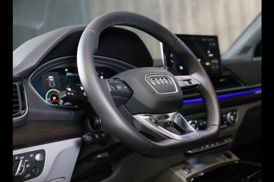 Audi Q5 55 TFSI e S Line Competition / Massage / Acc / Head Up / 360 Camera / Elek Stoelen / Dode Hoek / Leder / Pano