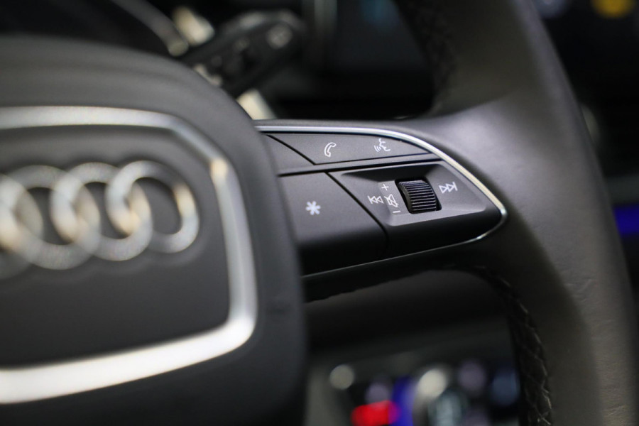 Audi Q5 55 TFSI e S Line Competition / Massage / Acc / Head Up / 360 Camera / Elek Stoelen / Dode Hoek / Leder / Pano