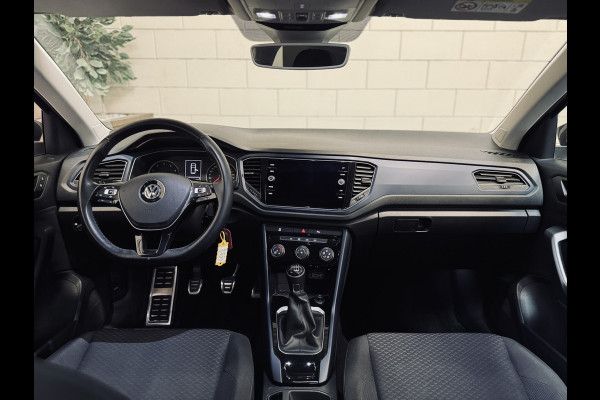 Volkswagen T-Roc 1.0 TSI United | 17" | Panorama | CarPlay