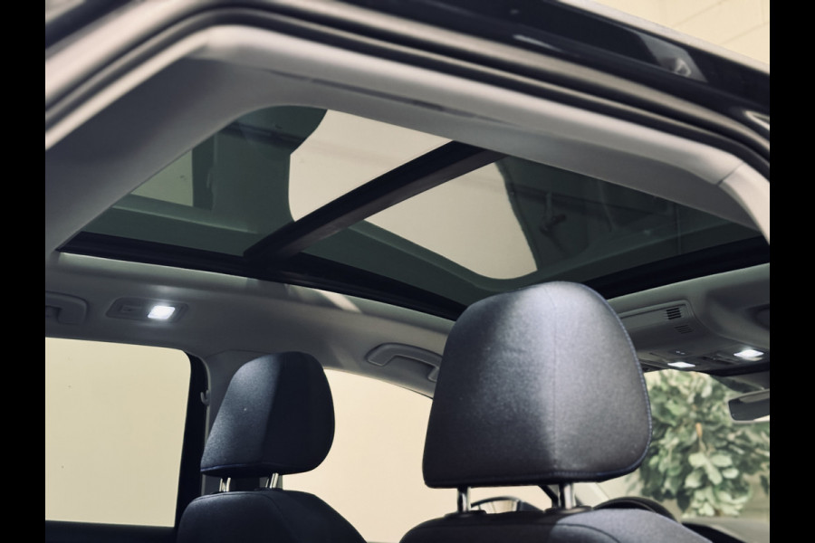 Volkswagen T-Roc 1.0 TSI United | 17" | Panorama | CarPlay